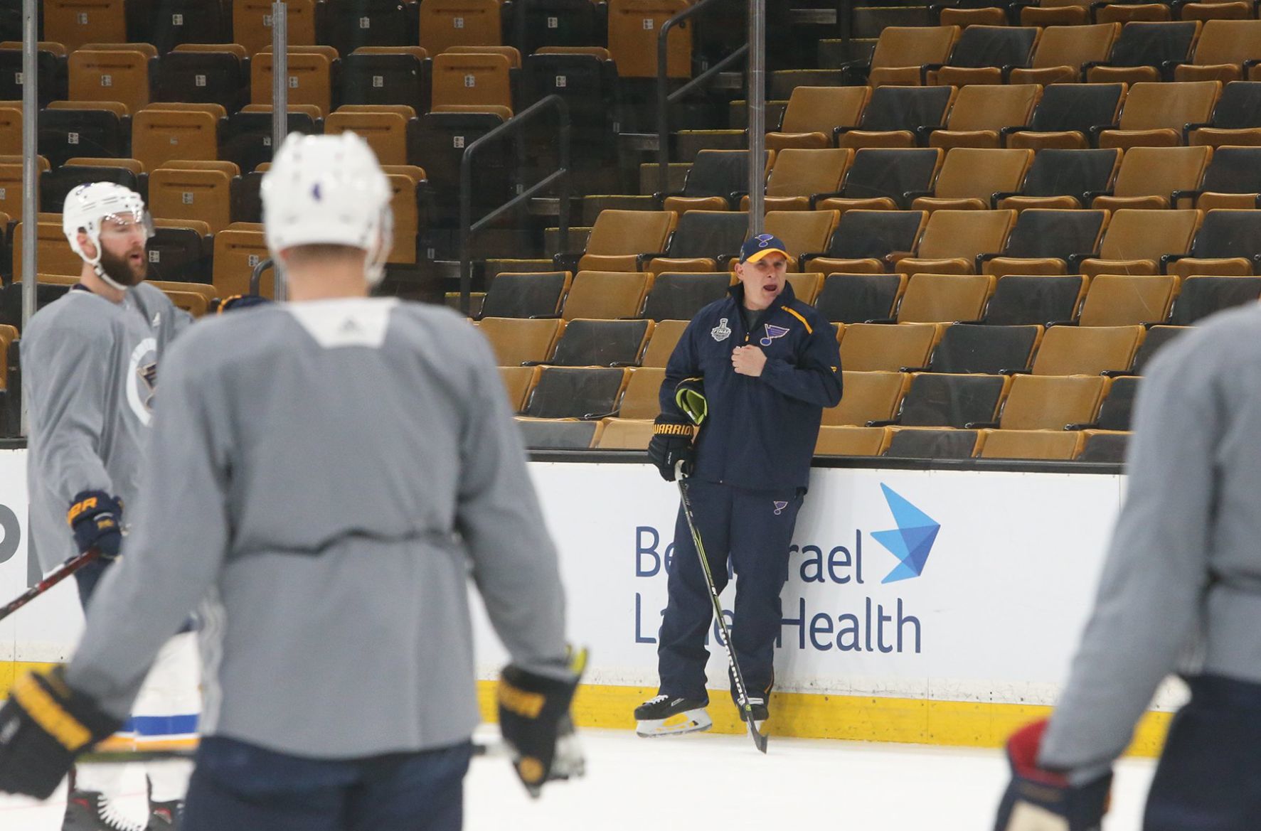 Blues and Bruins practice before the Stanley Cup